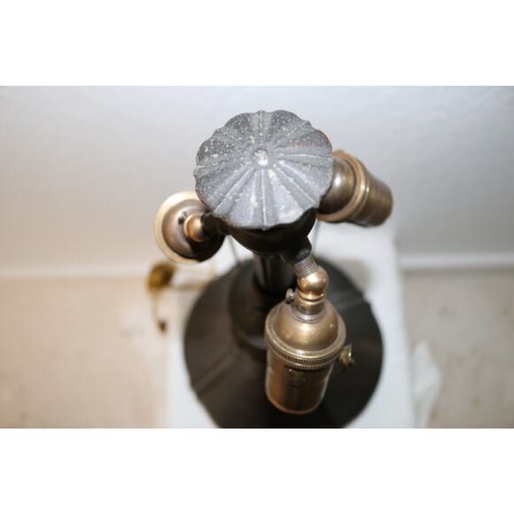 Bradley & Hubbard Arts & Crafts Lamp With White & Amber Slag Shade - Picture 5 of 8